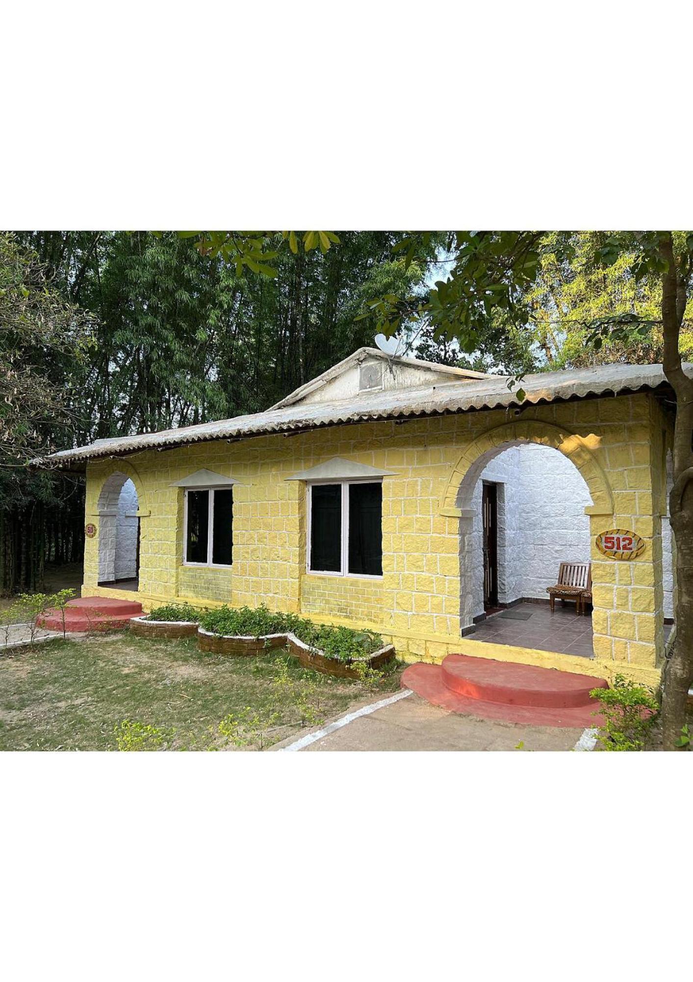 Jungle King Resort Kānha Екстериор снимка
